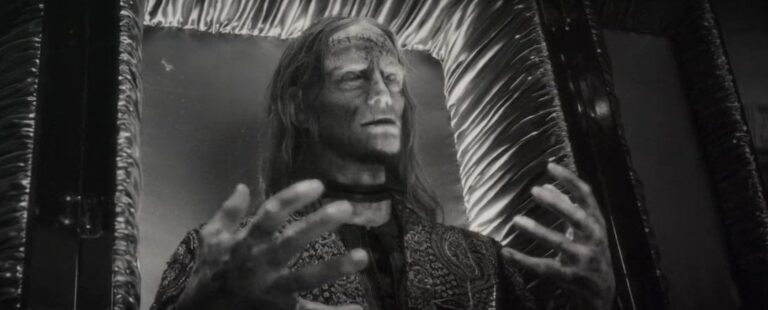 potwory-witaja-w-marvelu-recenzja-filmu-wilkolak-noca