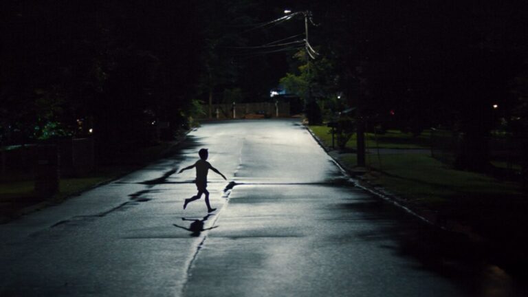 O(broń)cy najmłodszych, czyli o czym dla mnie opowiadają „Zniknięcia”