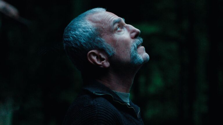 „Anemone”. Recenzja filmu — W poszukiwaniu rozgrzeszenia