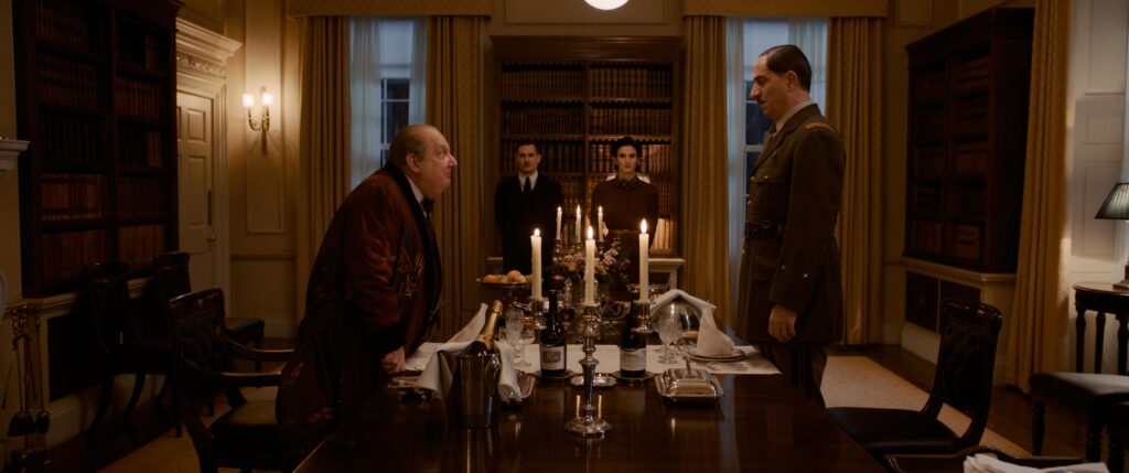 kadr z filmu 'La bataille de Gaulle: L'âge de fer' w reżyserii Antonin Baudry (Cannes 2026)